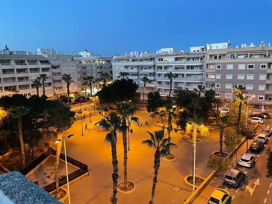 Apartamento La Margarita Torrevieja Exterior foto